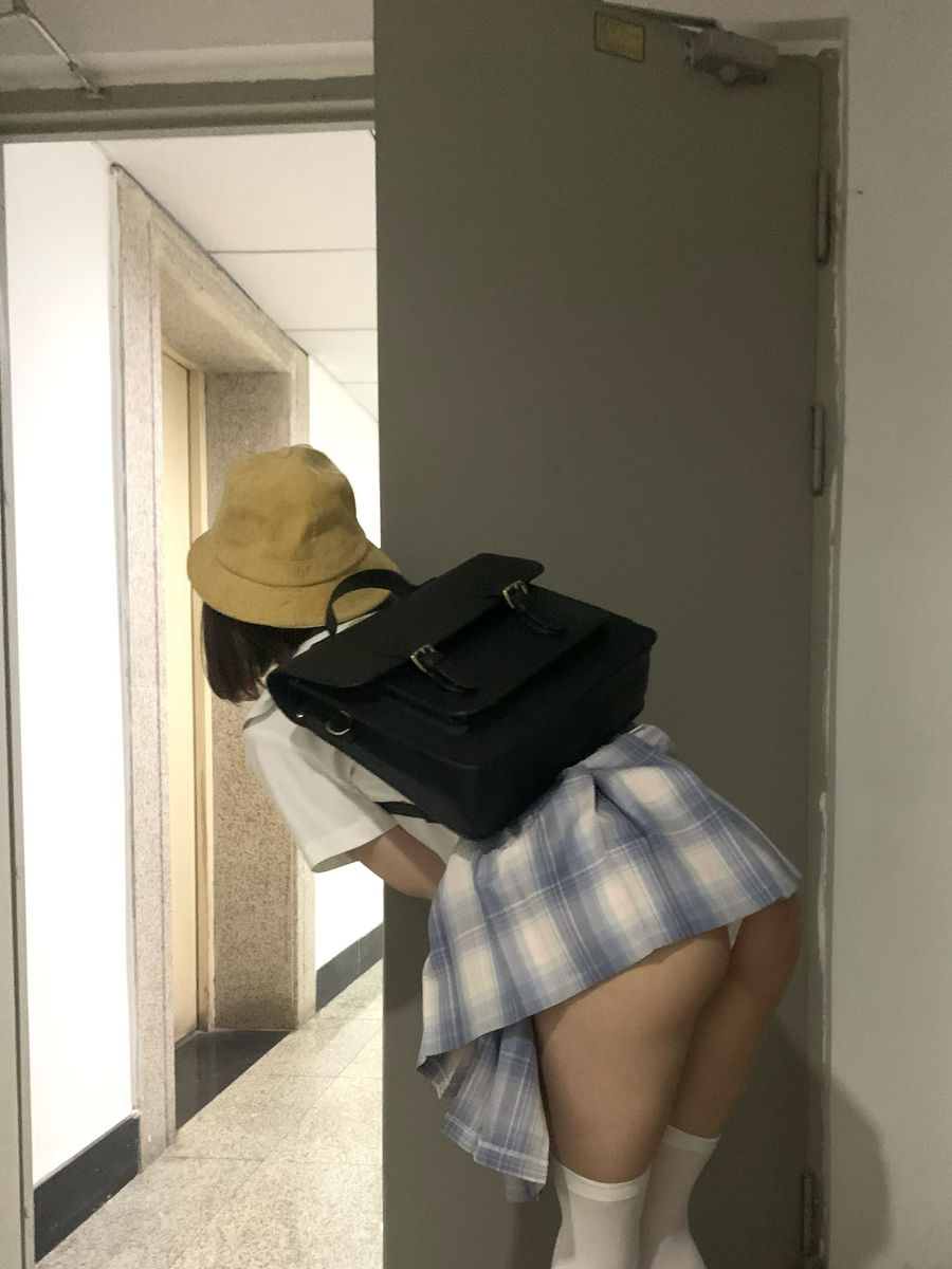 西园寺南歌-No.015-主人的任务1.0-在线看 第1张 西园寺南歌-No.015-主人的任务1.0-在线看 第1张