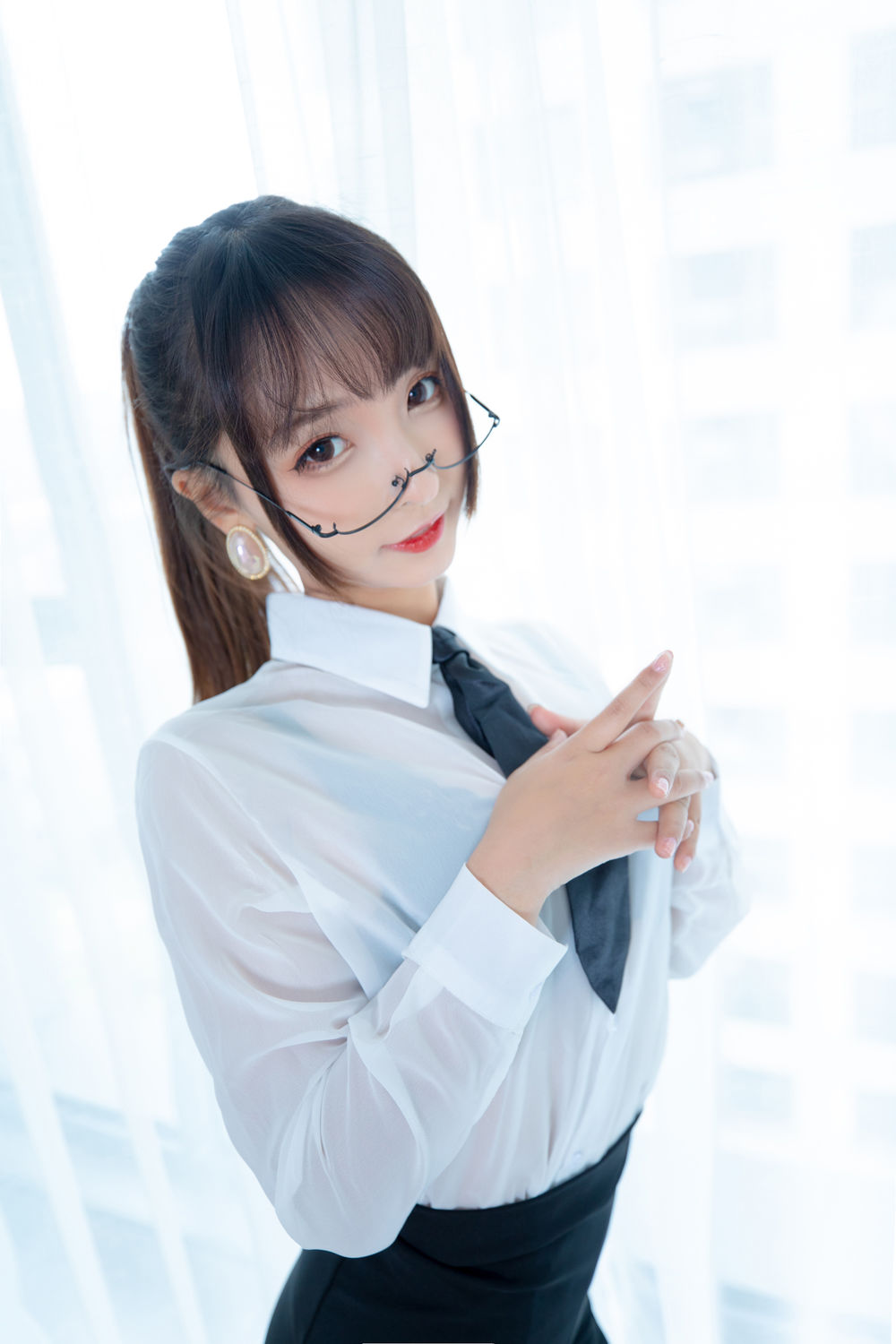 神楽坂真冬-No.048-ホワイトオフィス-在线看 第1张 神楽坂真冬-No.048-ホワイトオフィス-在线看 第1张