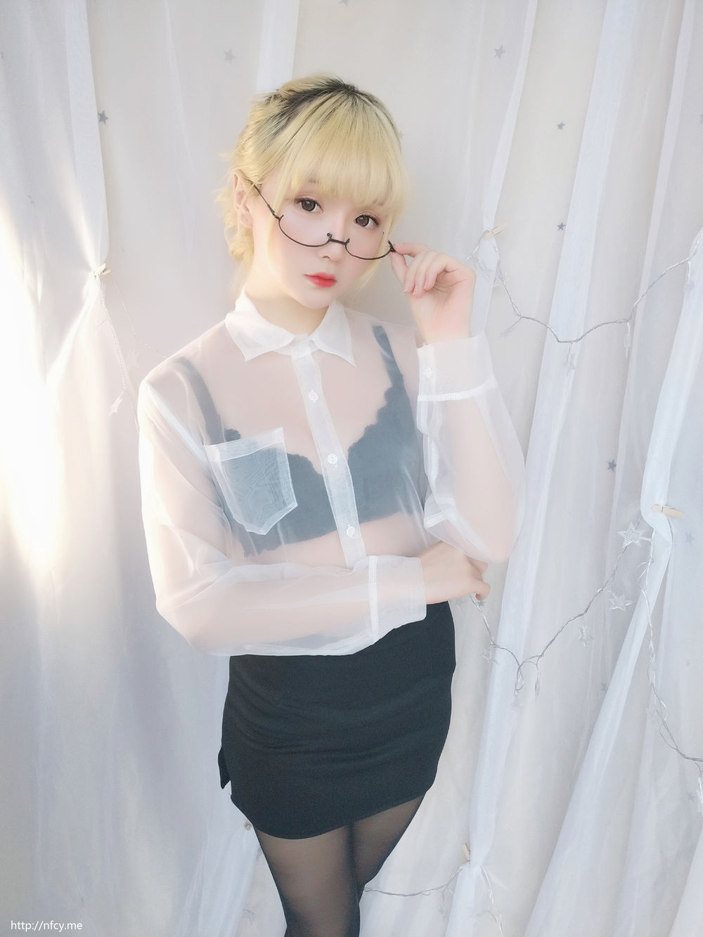 星之迟迟-No.011-今晚加班包-在线看 第3张 星之迟迟-No.011-今晚加班包-在线看 第3张