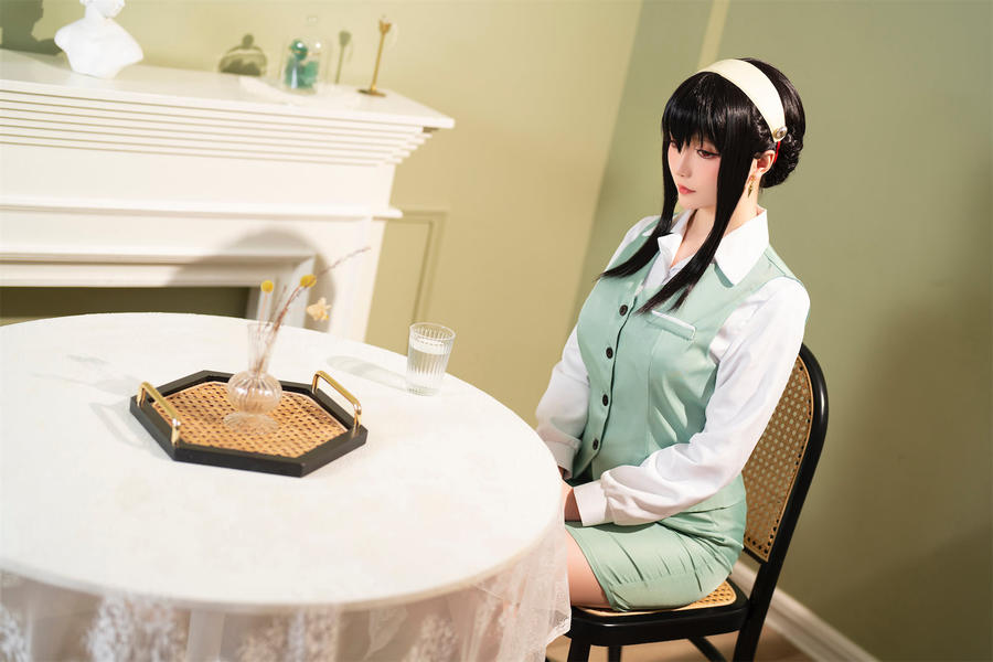 星之迟迟-No.172-圣诞节 约尔2 OL制服-在线看 第1张 星之迟迟-No.172-圣诞节 约尔2 OL制服-在线看 第1张