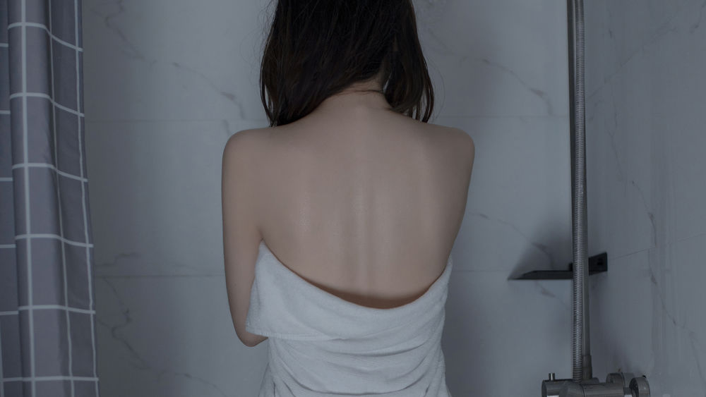 疯猫ss-浴室-在线看 第1张 疯猫ss-浴室-在线看 第1张