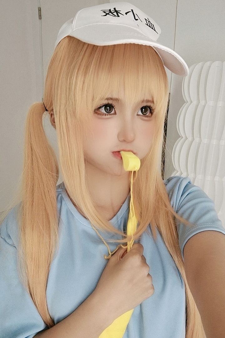 蠢沫沫-No.184-四套自拍(血小板+黄漫老师+洛天依+间谍过家家)-在线看 第1张 蠢沫沫-No.184-四套自拍(血小板+黄漫老师+洛天依+间谍过家家)-在线看 第1张