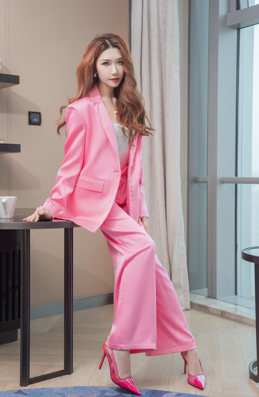 源纱希喵喵喵-No.017 – 与女上司一起出差的意外发现-在线看 第2张 源纱希喵喵喵-No.017 – 与女上司一起出差的意外发现-在线看 第2张