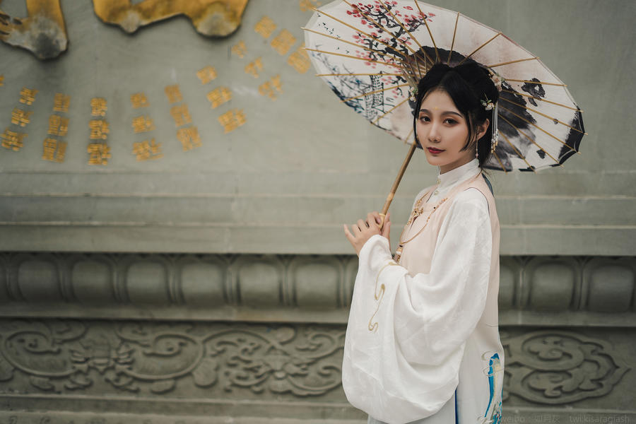 如月灰-No.009-汉服 大慈寺外景-在线看 第1张 如月灰-No.009-汉服 大慈寺外景-在线看 第1张