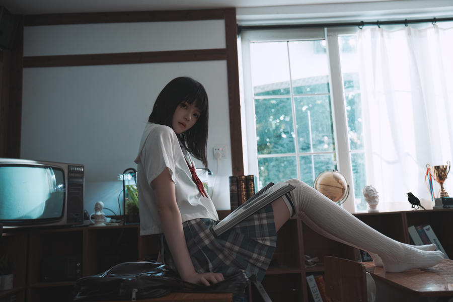 桜桃喵-No.250 – 教室死库水-在线看 第3张 桜桃喵-No.250 – 教室死库水-在线看 第3张