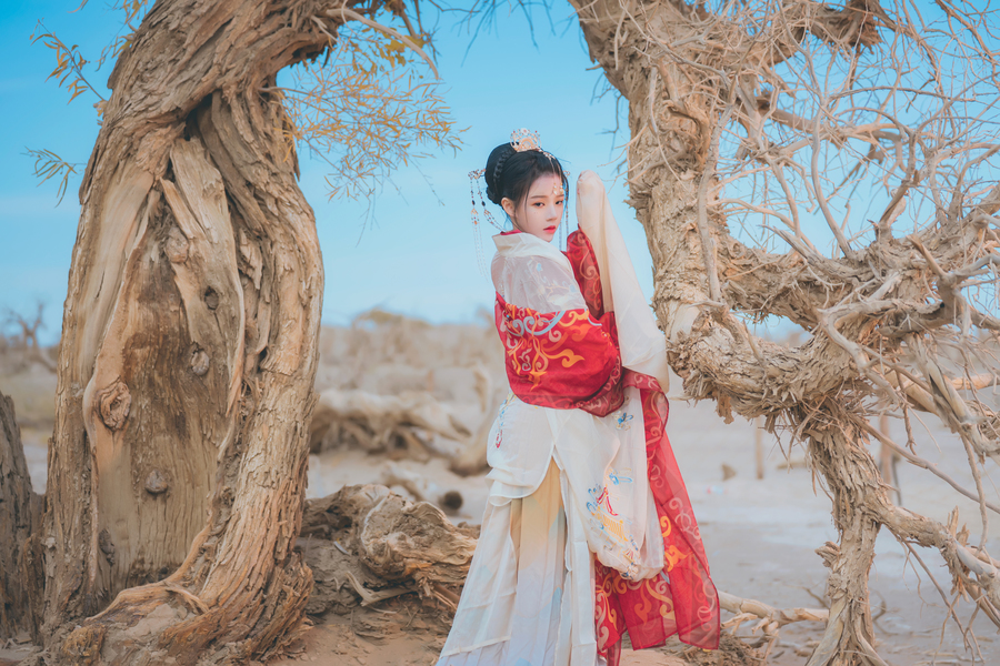 桜桃喵-No.251 – 惊鸿-在线看 第3张 桜桃喵-No.251 – 惊鸿-在线看 第3张