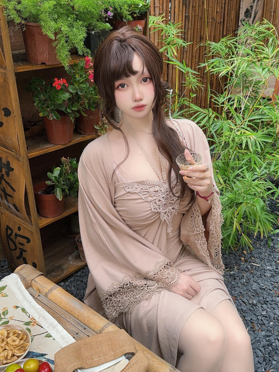 洛桑w伊梓-No.016 – 2025年05月会员 猫猫+衬衫-在线看 第1张 洛桑w伊梓-No.016 – 2025年05月会员 猫猫+衬衫-在线看 第1张