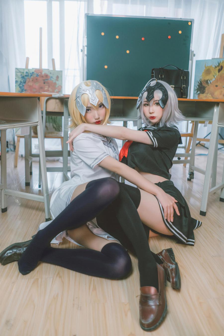 西园寺南歌-No.044 – 黑白贞德 JK制服-在线看 第2张 西园寺南歌-No.044 – 黑白贞德 JK制服-在线看 第2张
